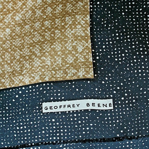 Vtg 80s Geoffrey Beene France 100% Silk Square Sca - Picture 2 of 3